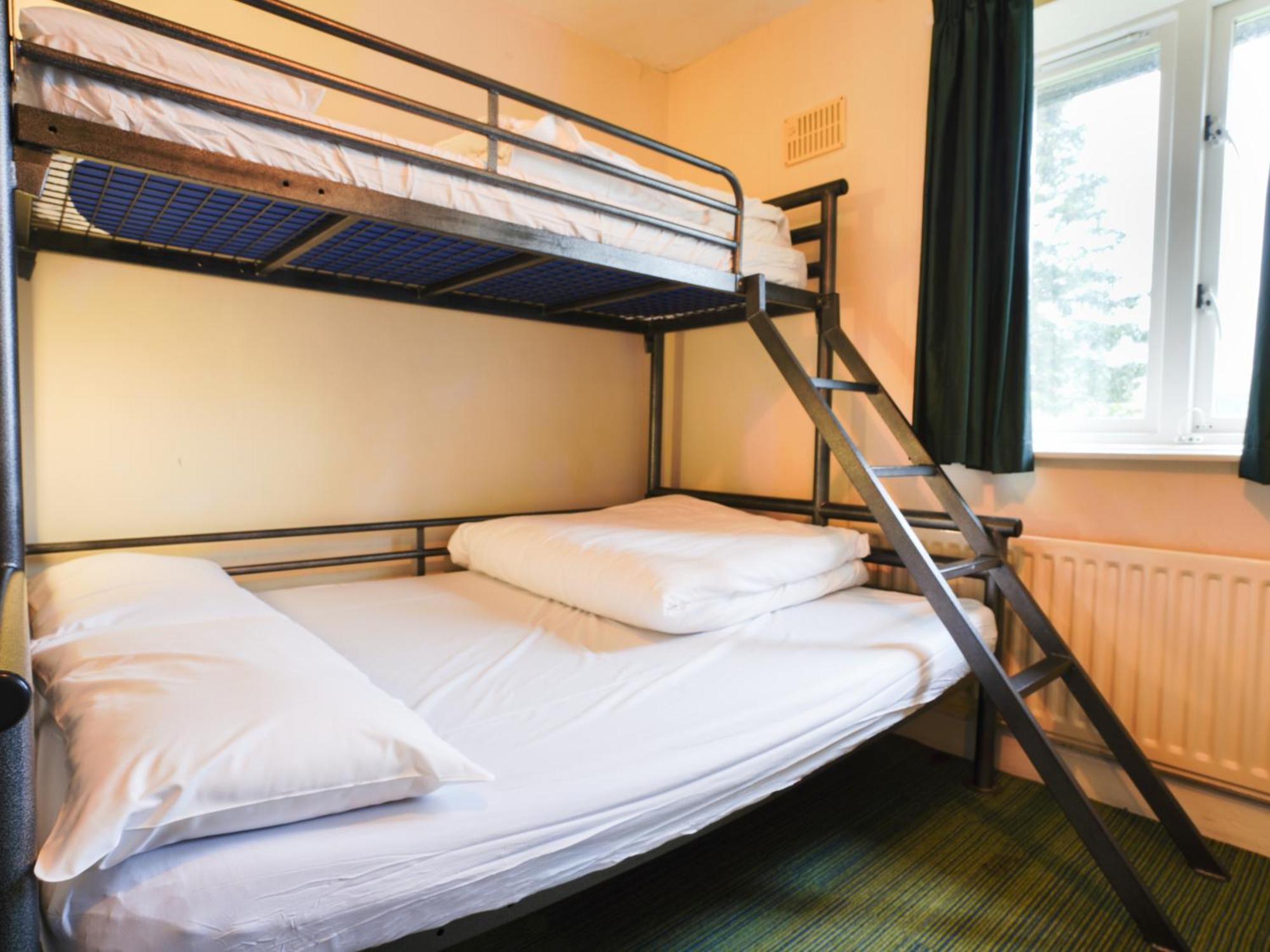 Yha Albergue *